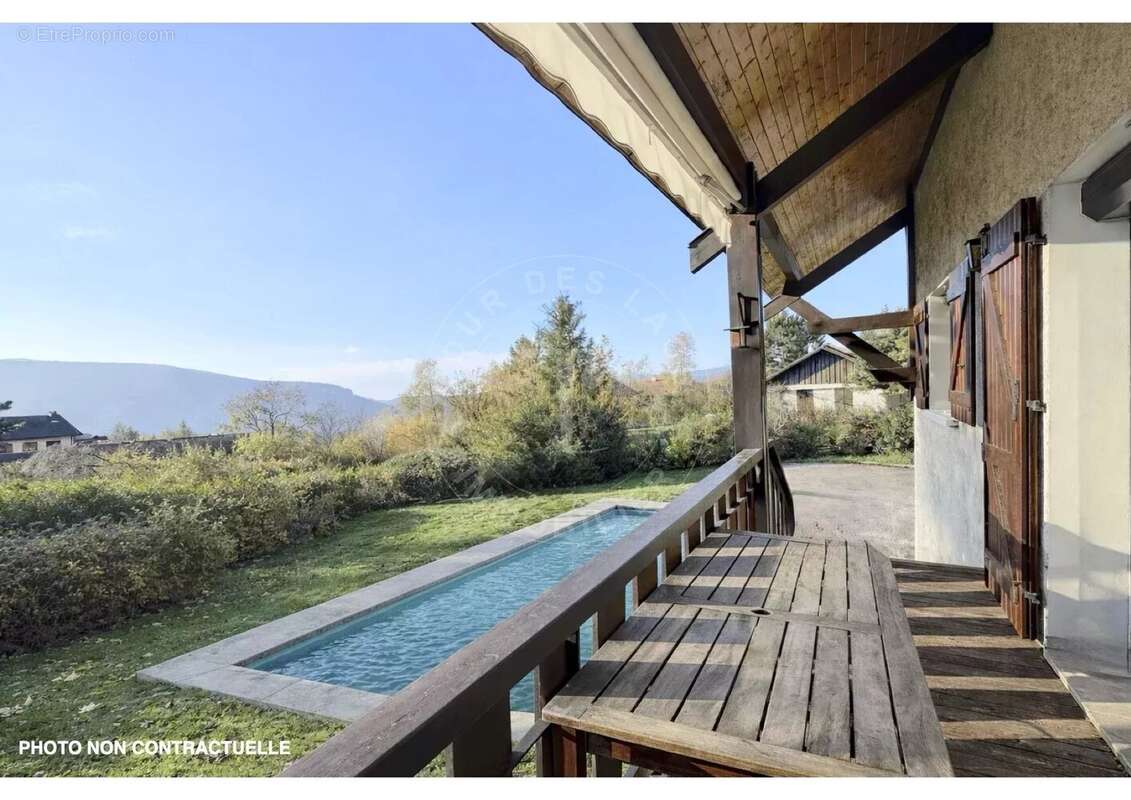 Maison à VEYRIER-DU-LAC