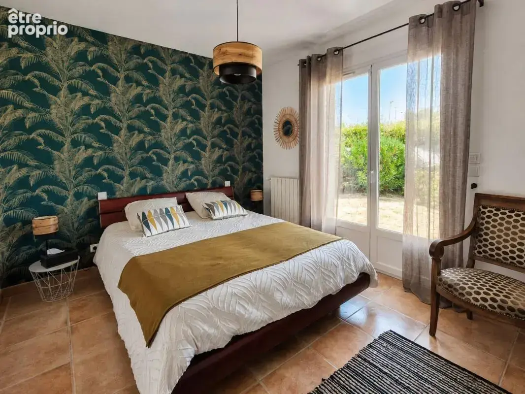 Une villa hors norme dans un écrin de verdure avec piscine  - photo 15