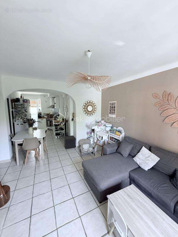 Appartement à SALON-DE-PROVENCE