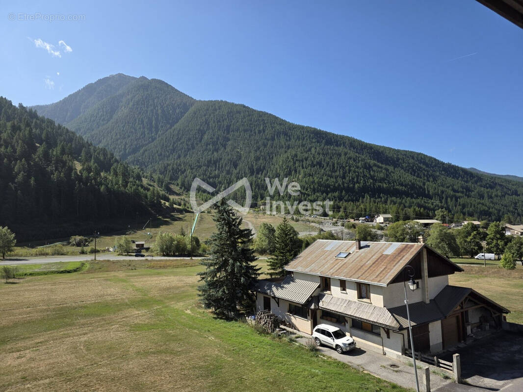 Appartement à AIGUILLES