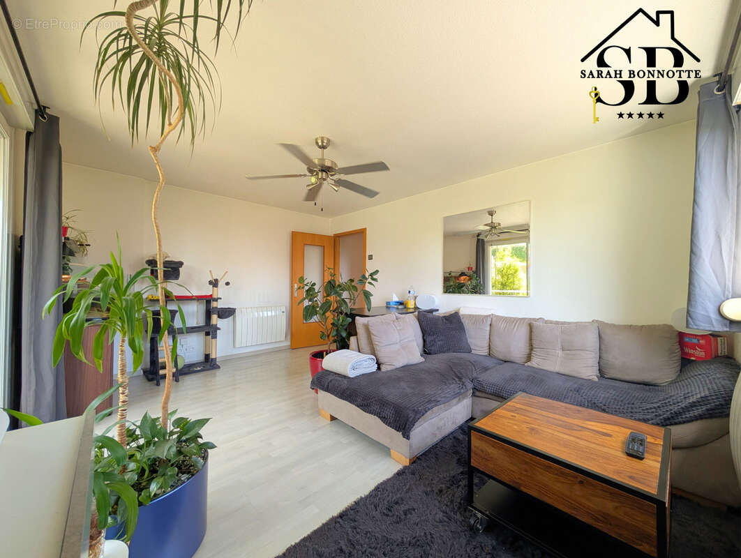 T2 de 48 m2 vendu loué   Investissement locatif serein et clé en main ! - photo 2