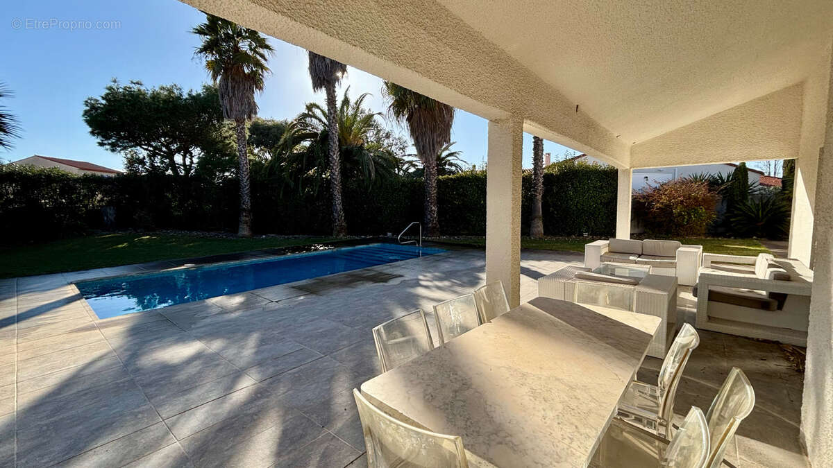 Maison à SAINT-CYPRIEN