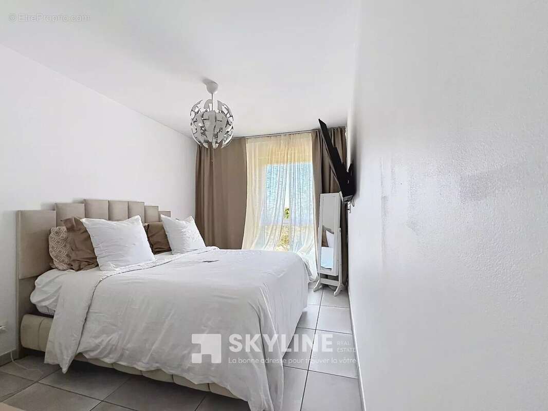 Appartement 73 m² à Marseille-9e  - photo 2
