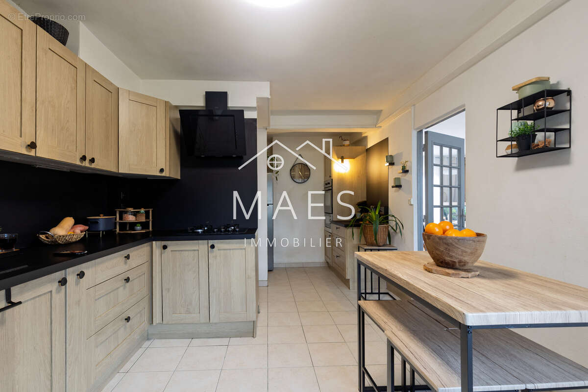 Maison à WAMBRECHIES