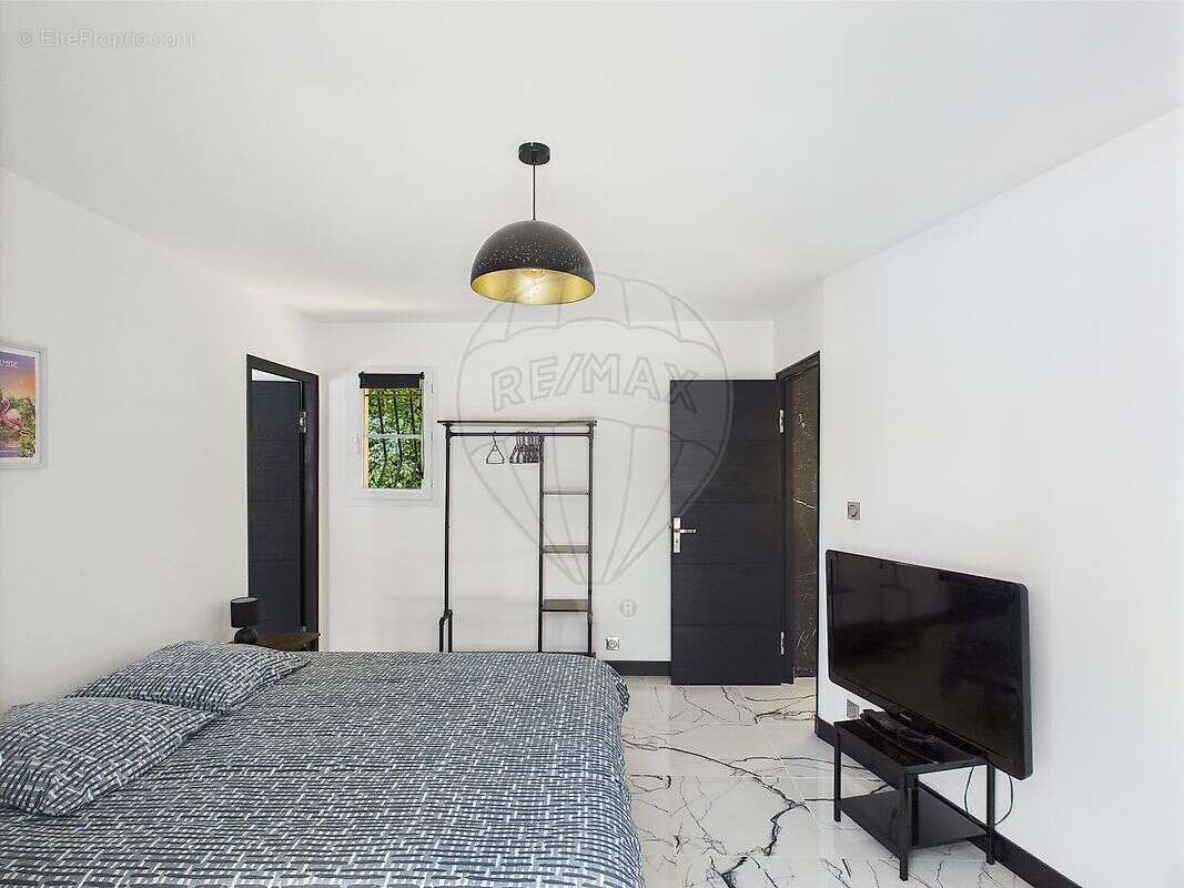 Maison à LES MATHES