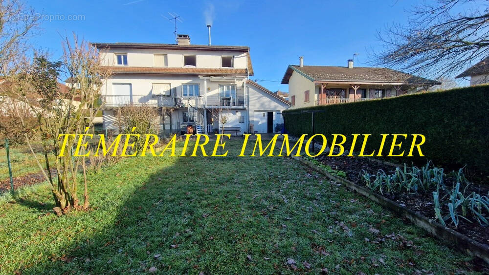 Maison à CHAMPAGNOLE