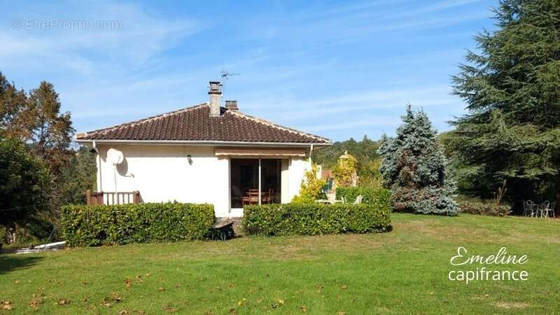 Maison à SARLAT-LA-CANEDA