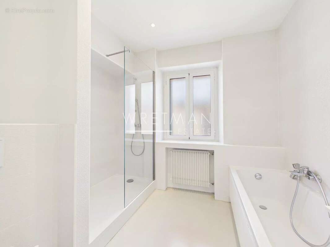 Spacieux appartement de 6 pièces au dernier étage – Nice Carabacel - photo 17
