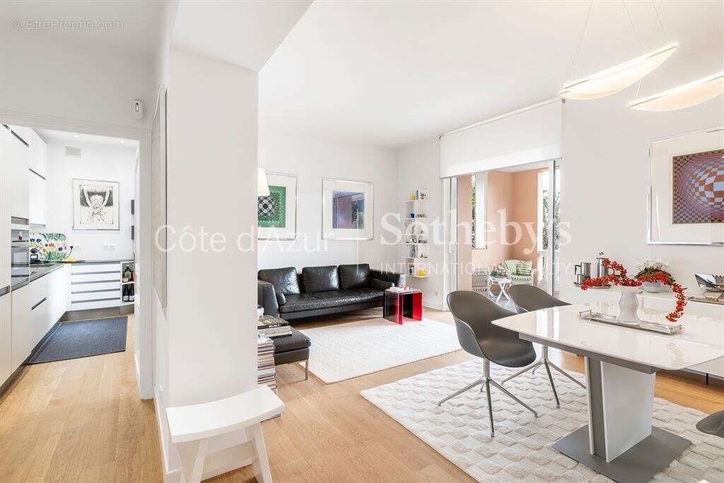 Appartement à BEAULIEU-SUR-MER