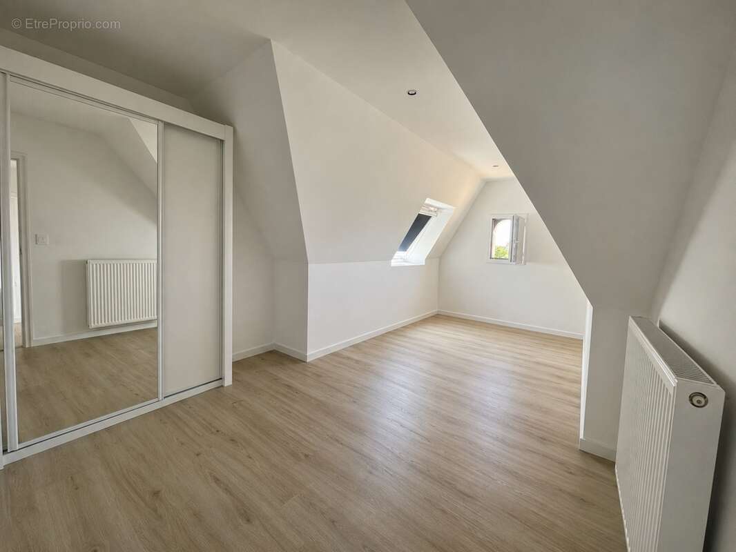 Maison à vendre 8 pièces LOCMARIA PLOUZANE (29) - photo 9