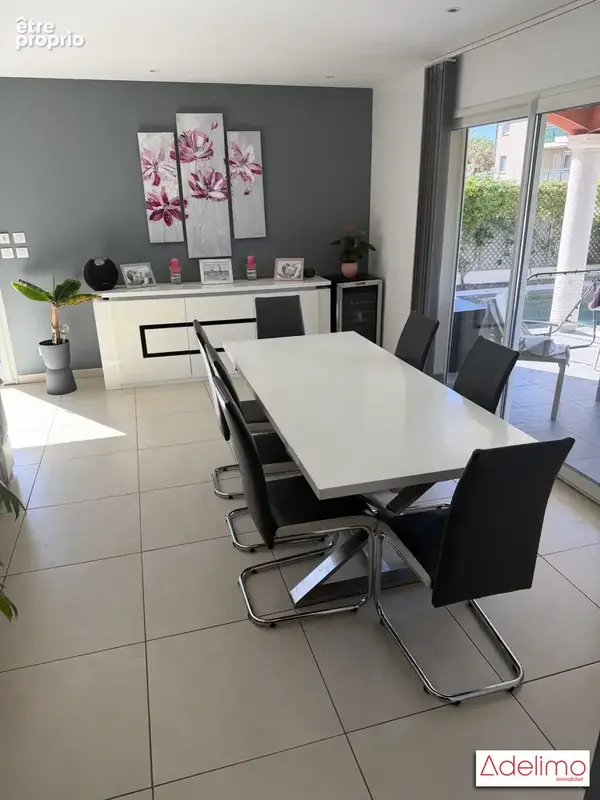 Maison 5 pièces 128 m² à vendre à Saint-Gilles (30800) - photo 3