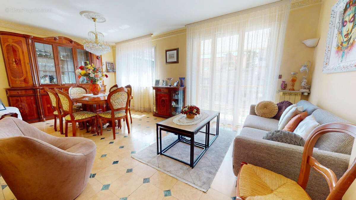 Maison à DRANCY