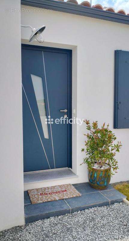 Maison 102 m² à Barbatre  - photo 14