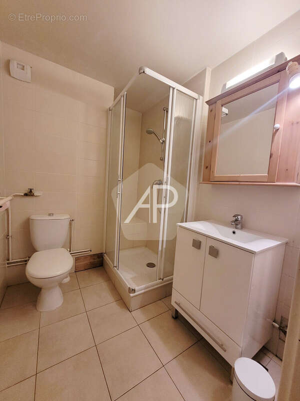 Appartement à LA SALLE-LES-ALPES
