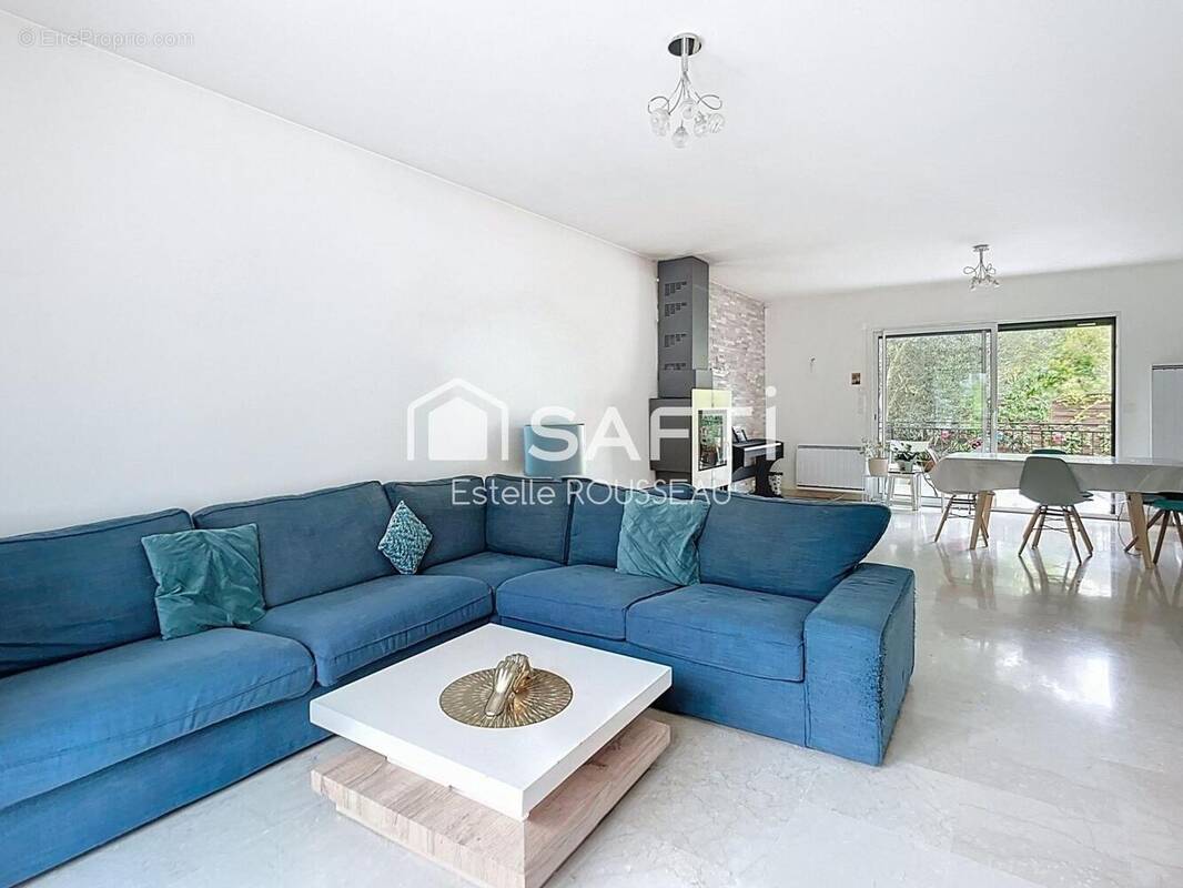 Photo 1 - Maison à CHENNEVIERES-SUR-MARNE