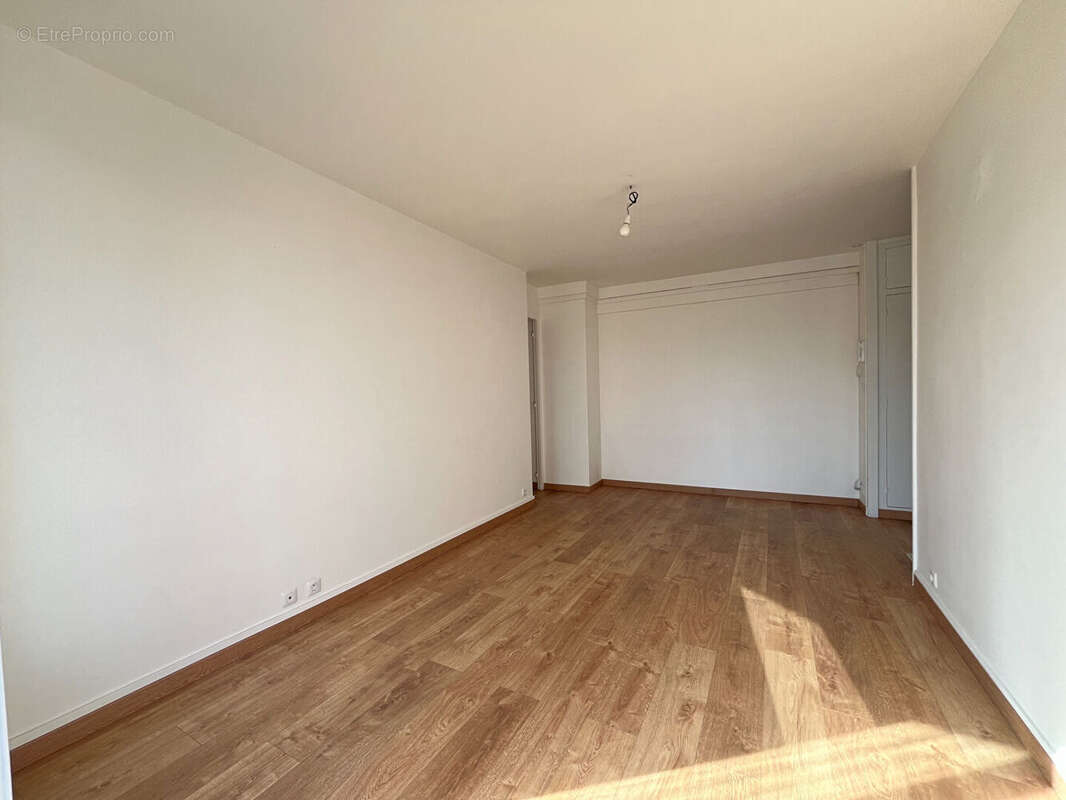 Appartement à SAINT-CLOUD