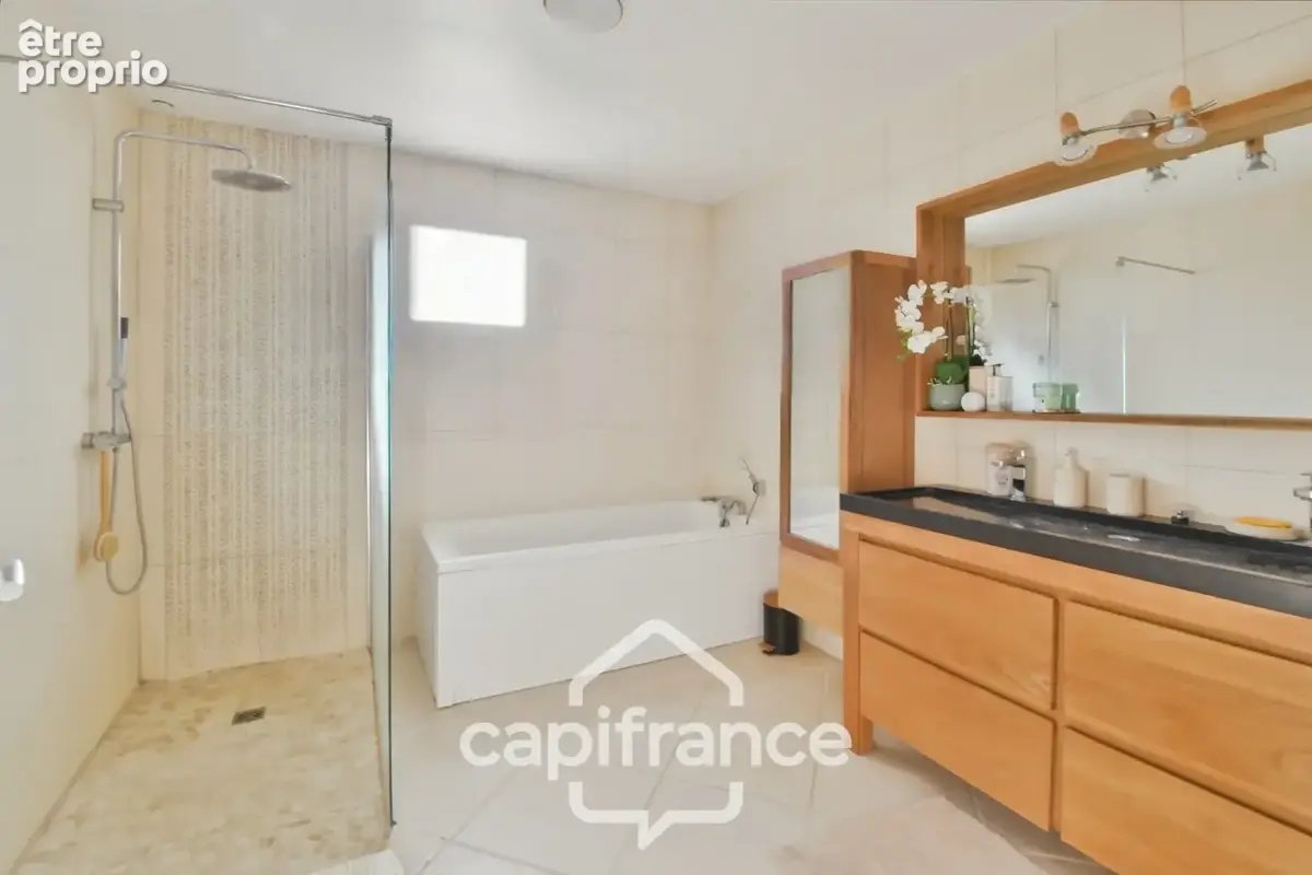 Maison de plain-pied 3 chambres, garage et terrain au calme proche LOUHANS (71) - photo 12