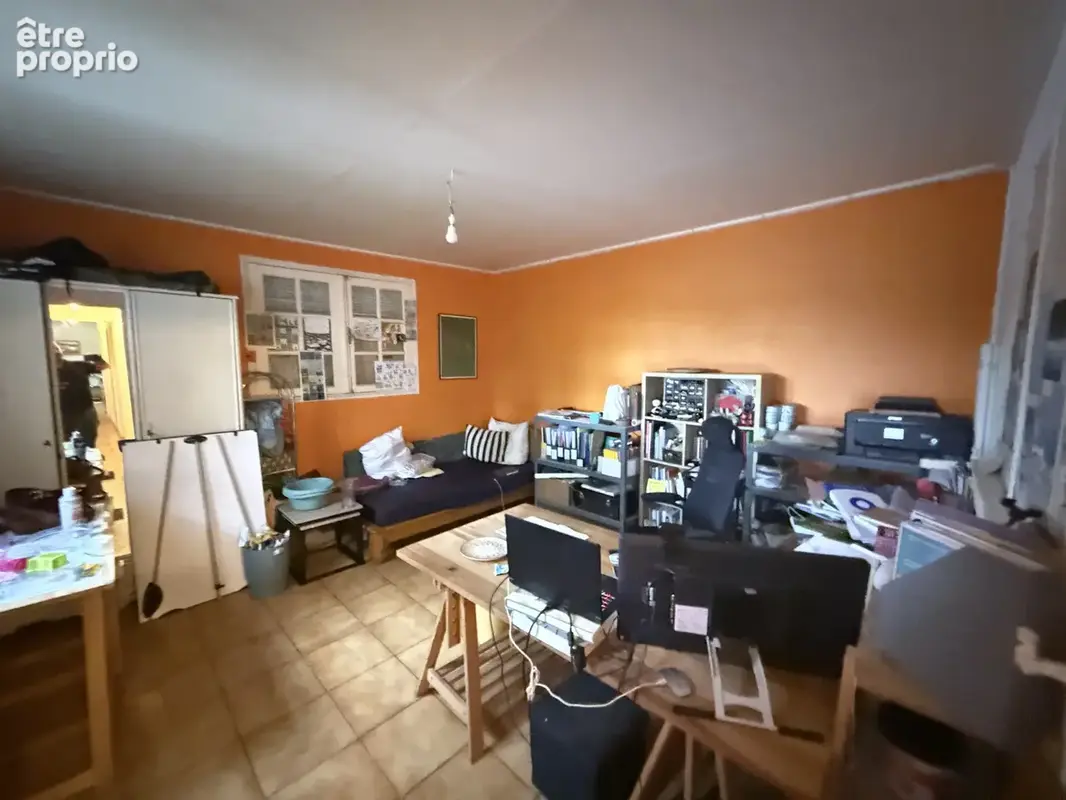 Maison t4 à rénover sur 887 m2 de terrain a st-denis - photo 8