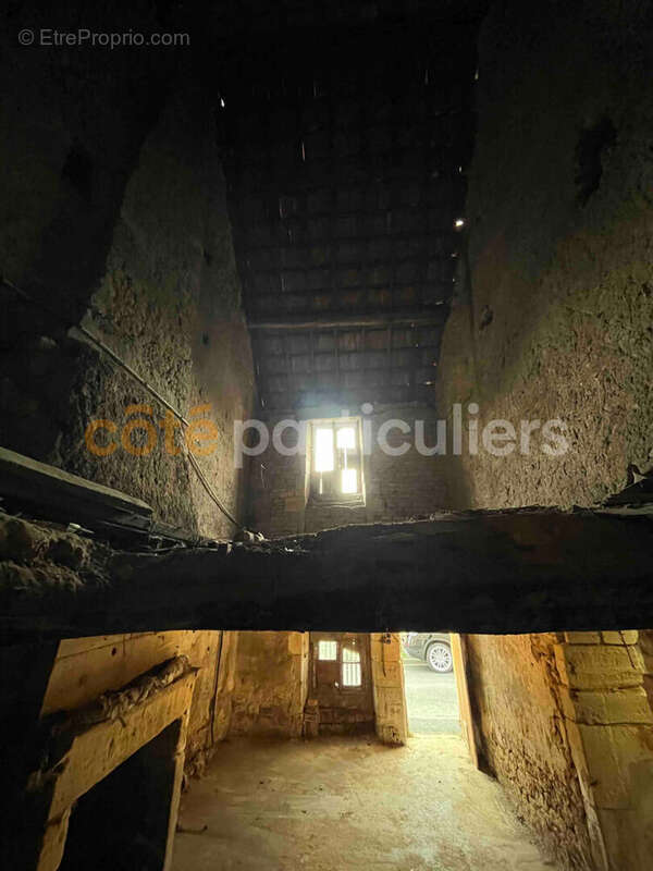 grange à renover - photo 7