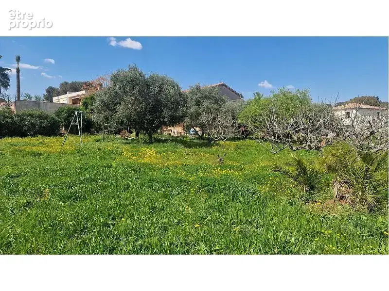 Terrain 400 m² à La Garde  - photo 4