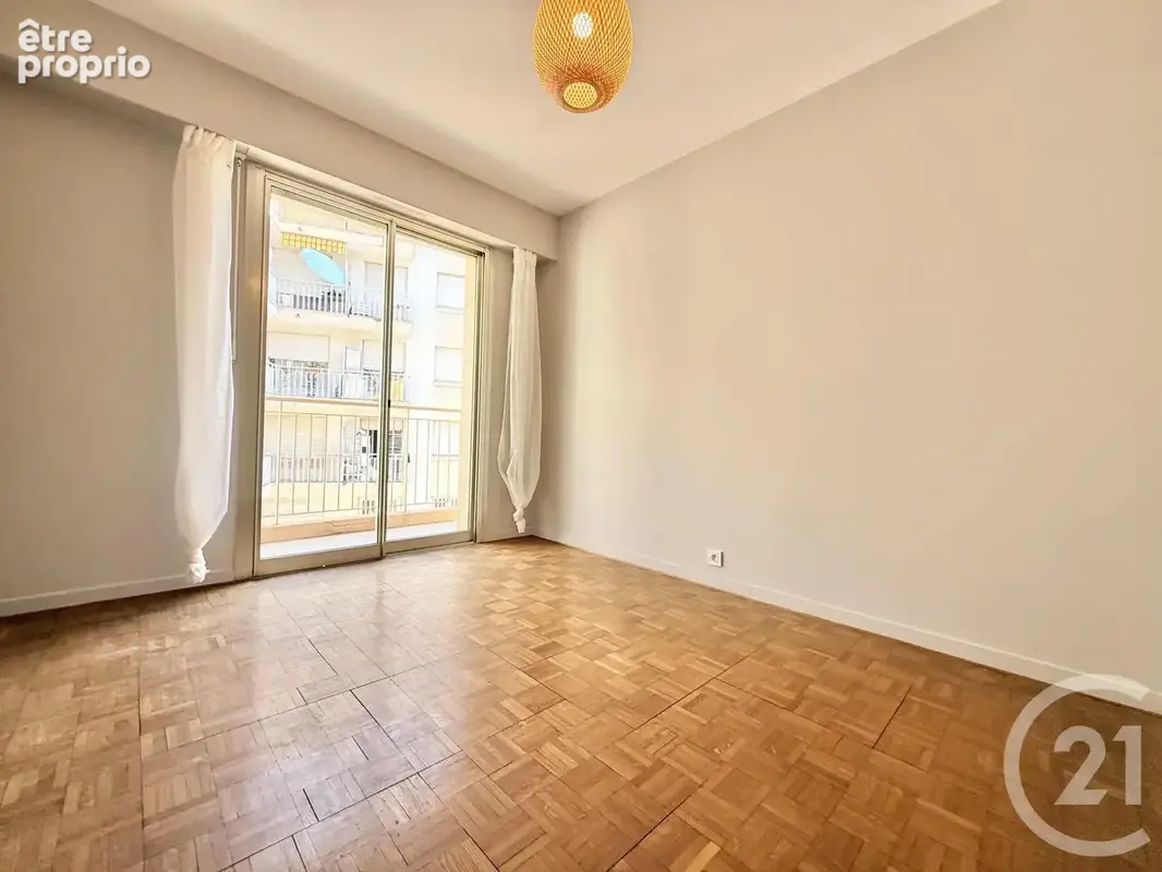Appartement 4 pièces 89 m² à vendre à Nice (06100) - photo 10