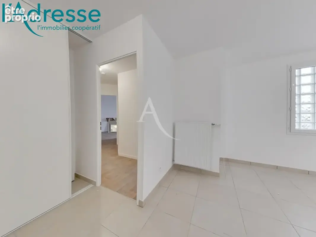 Appartement  3 pièce avec terrasse et parking en sous-sol - photo 5