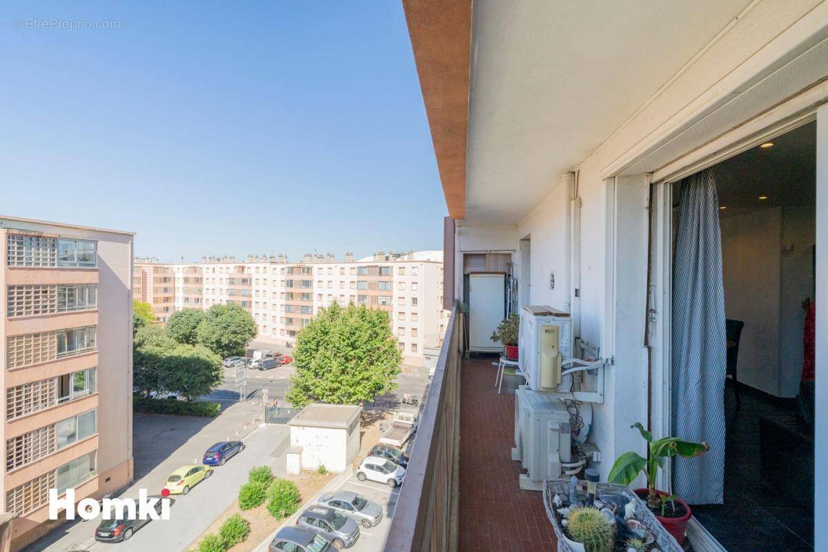 Appartement à MARSEILLE-9E