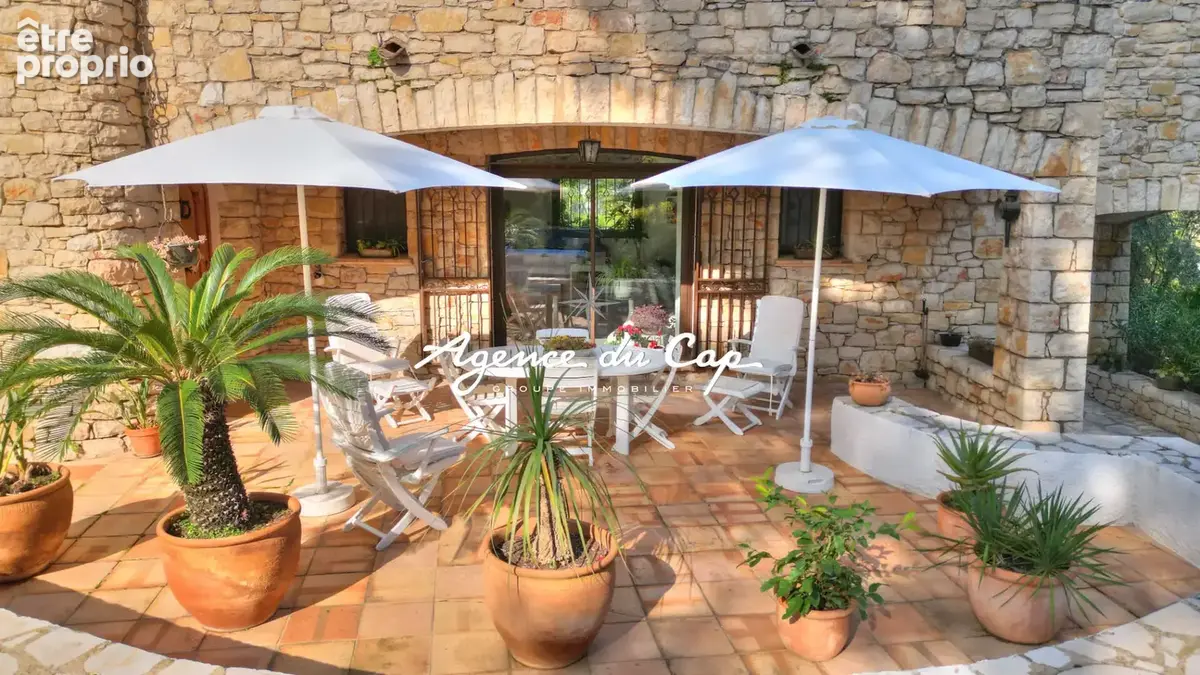 Photo Maison à Saint-Raphael au prix de 1 495 000€