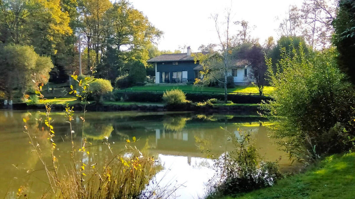 OVERVIEW - Maison à CHABRAC