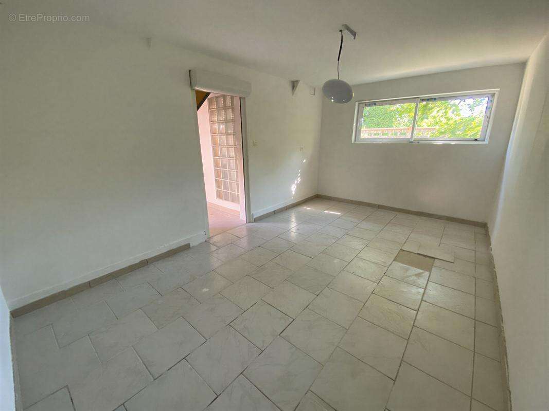VERNON (27) - Maison 2p - 40m² - photo 3
