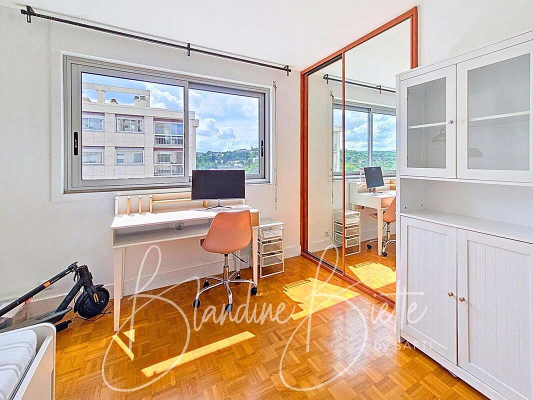 Photo 6 - Appartement à LE PECQ