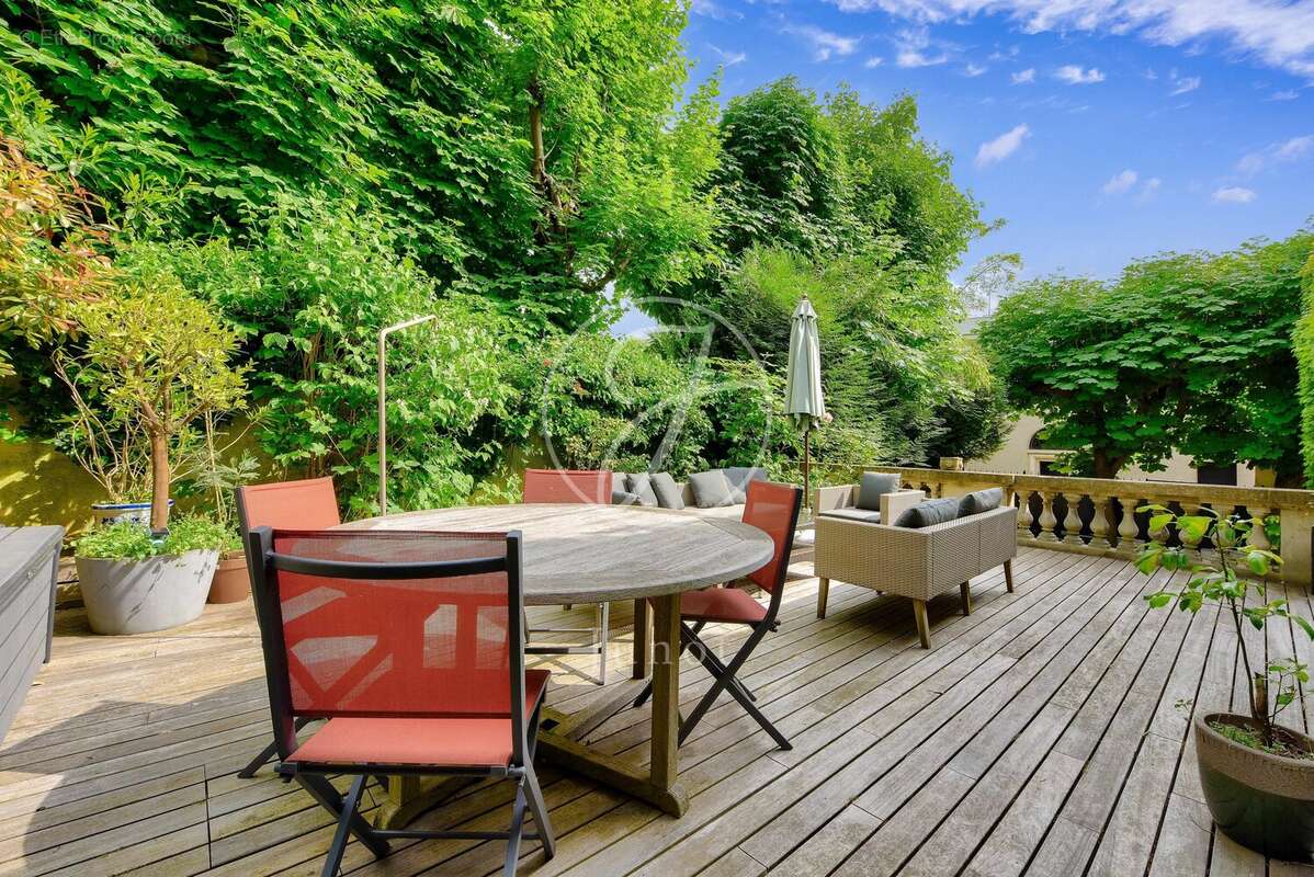 Maison à SAINT-CLOUD