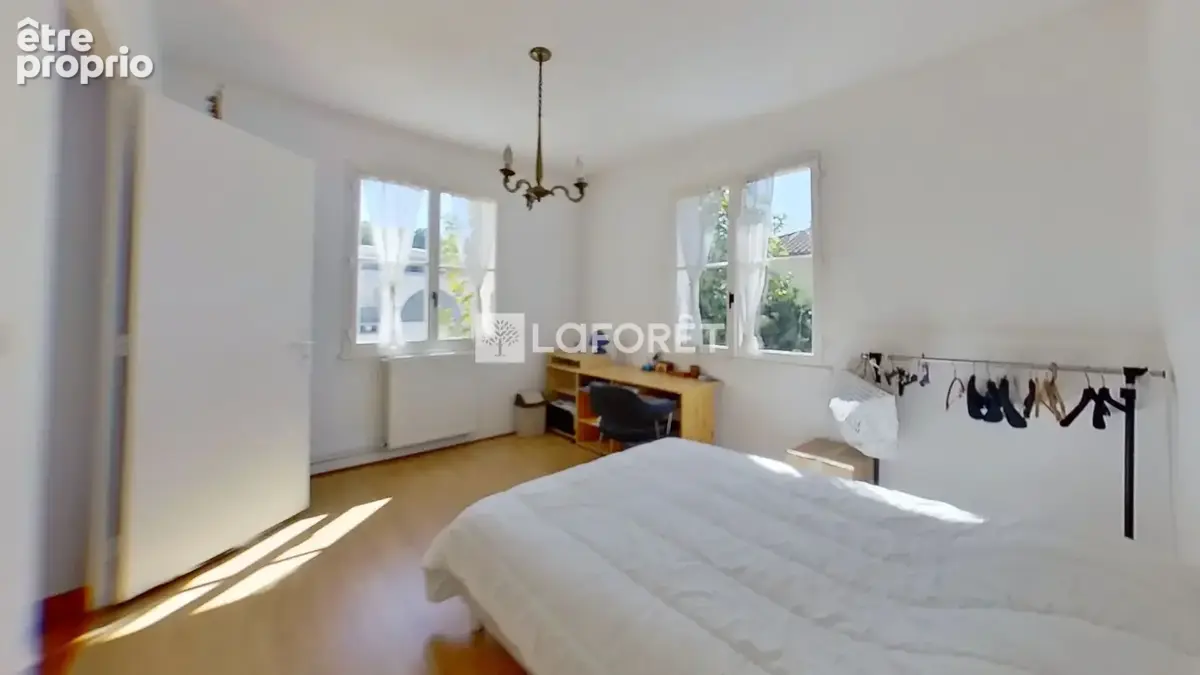 Montchat - Maison T4 - jardin - 118 m² - Garage double - photo 13