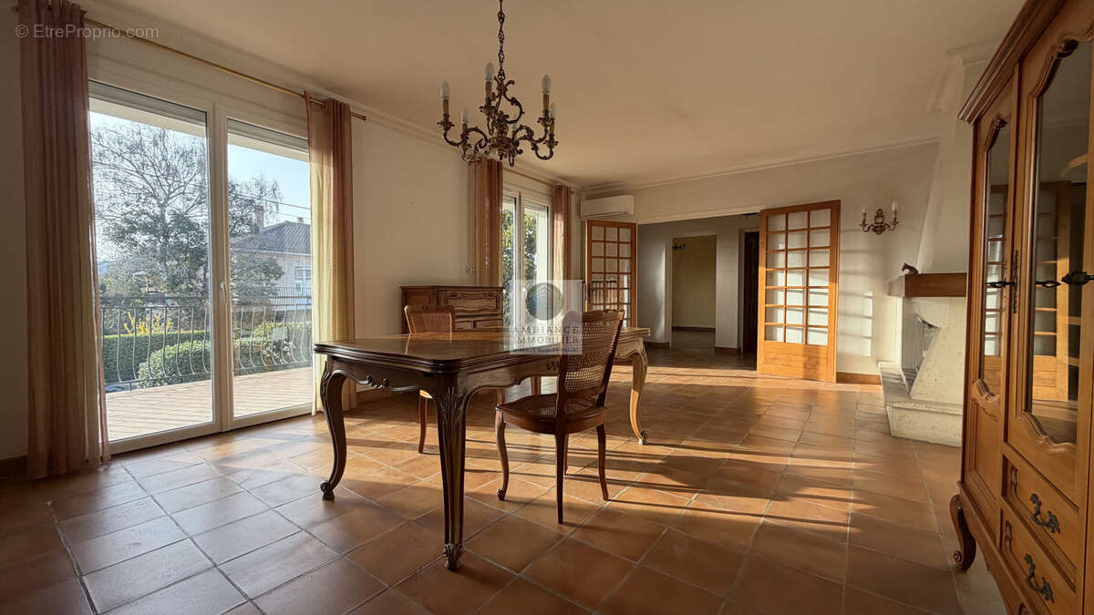 Maison à PORTES-LES-VALENCE