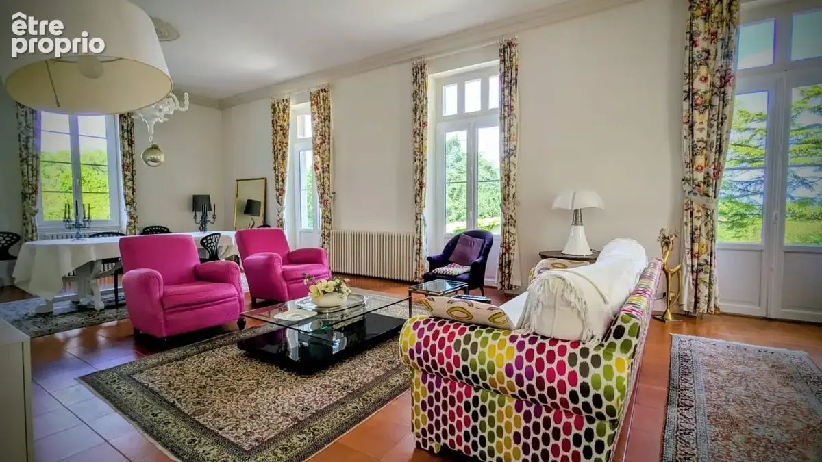 Maison 320 m² à Layrac  - photo 8