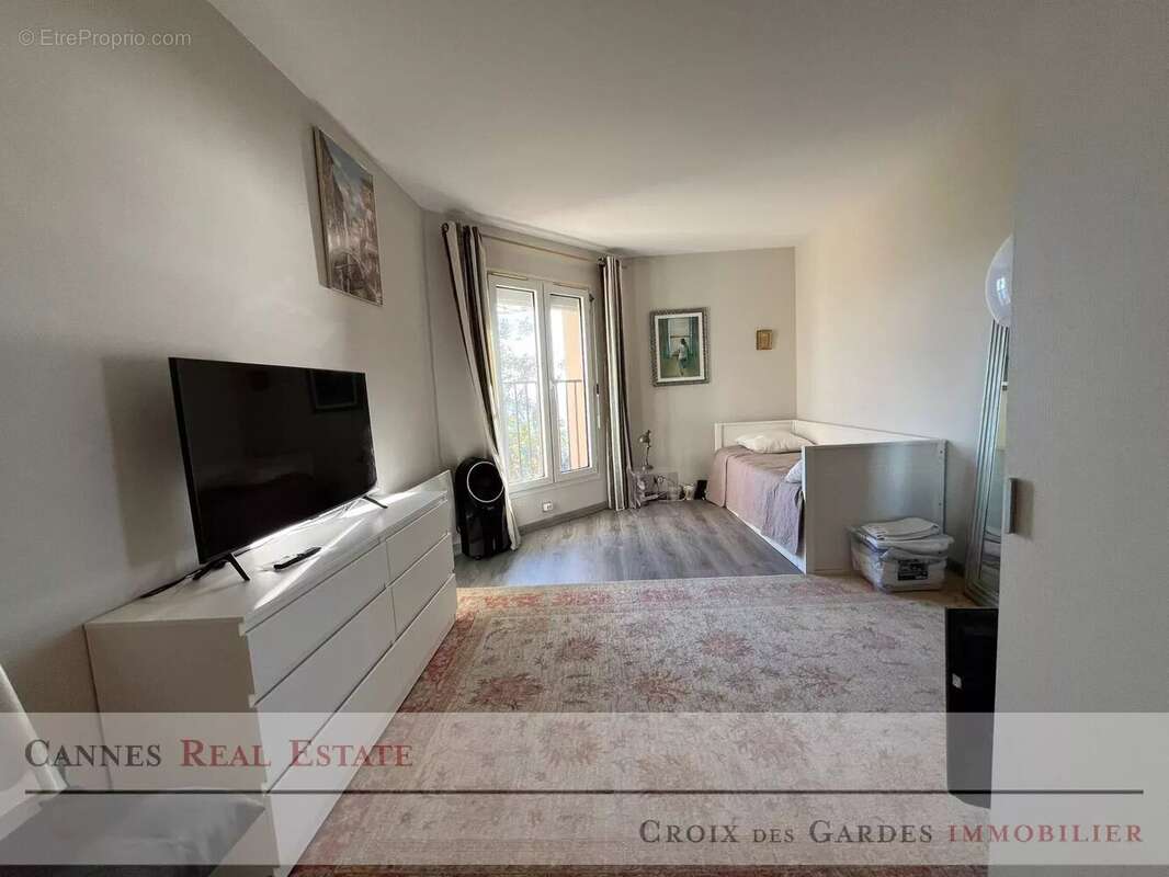 EXCLUSIVITÉ – Studio avec vue mer, piscine et accès privatif plage - photo 7