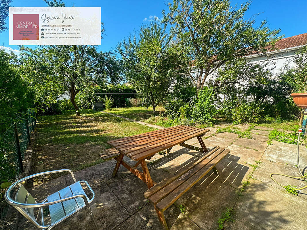 Appartement à MOULINS-LES-METZ