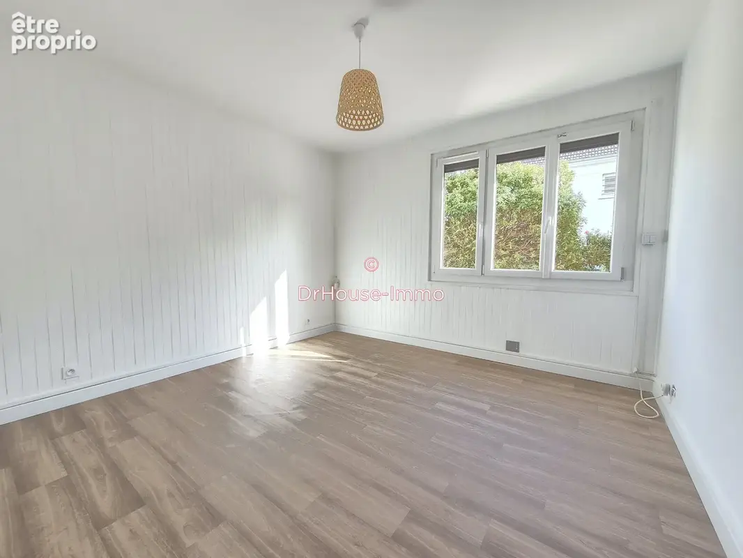 Maison 10 pièces 185 m² à vendre à Les Mureaux (78130) - photo 7