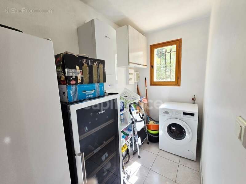Maison à vendre 7 pièces LA CIOTAT (13) Garage, Terrain 1057 m2 - photo 19