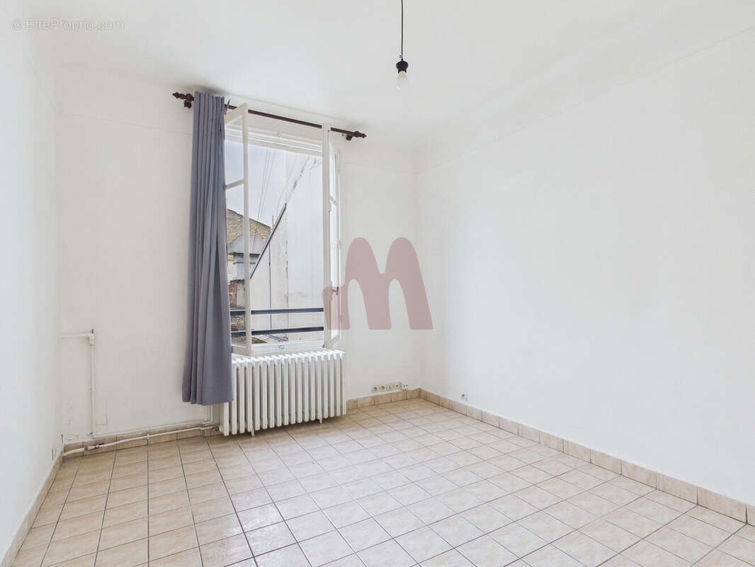 Appartement à LEVALLOIS-PERRET