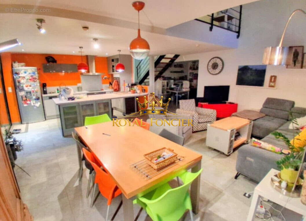 Maison 183 m² à Chatellerault  - photo 5