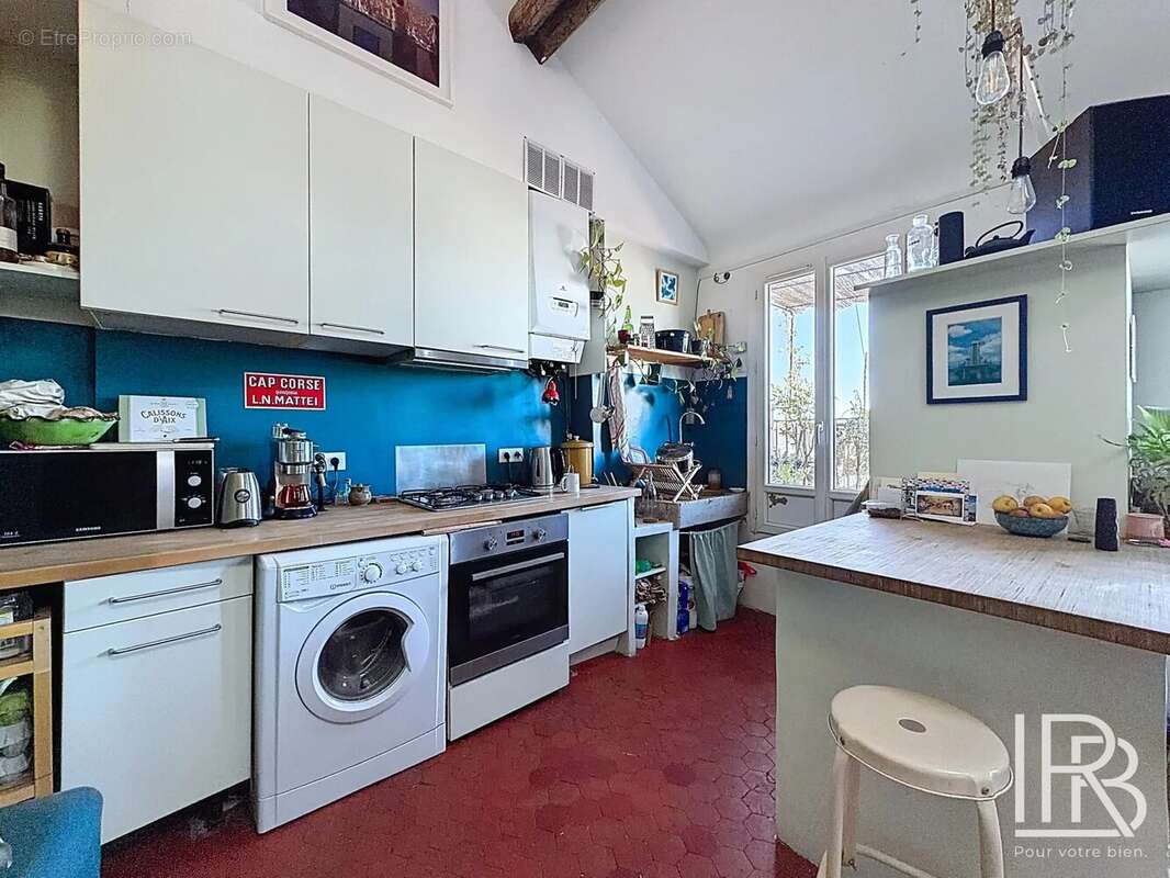 Appartement à MARSEILLE-6E