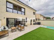 Photo 1 - Maison à LE HAILLAN