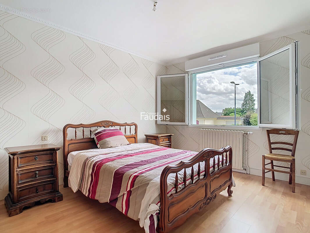 Maison 172 m² à Lithaire  - photo 7