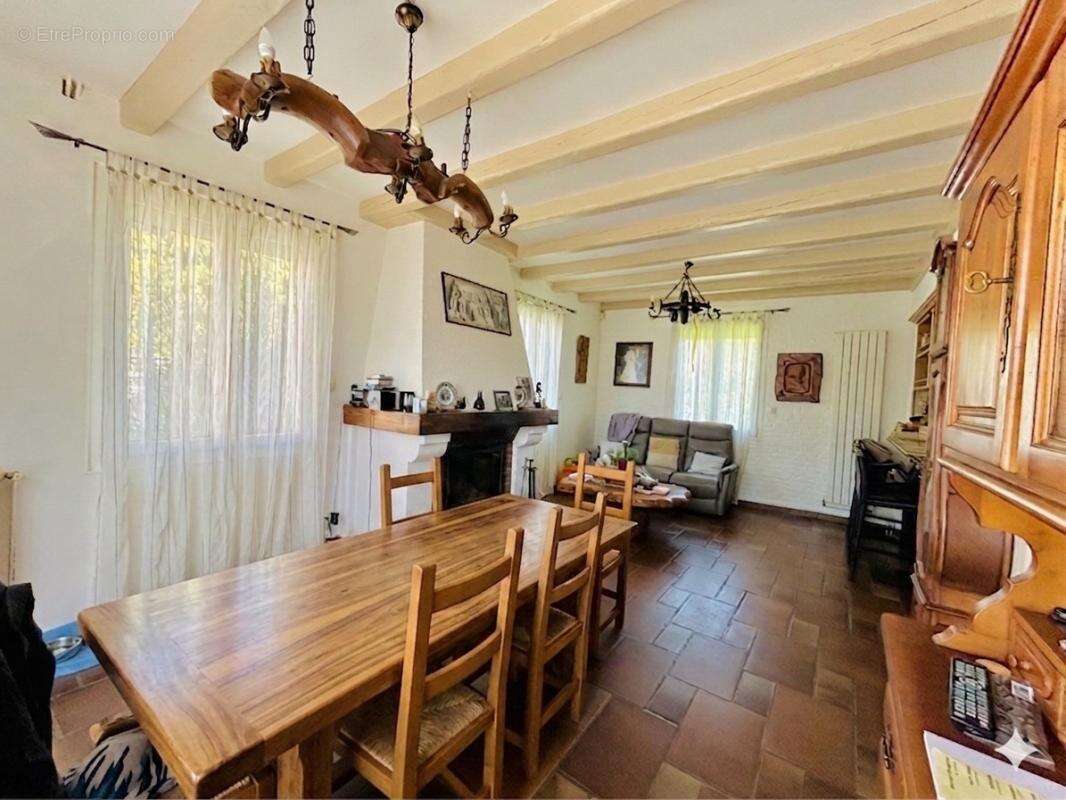 Maison à COULOMMIERS