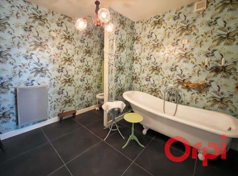 Maison à LE BRETHON