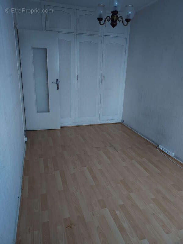 Photo 4 - Appartement à SAINT-PRIEST-EN-JAREZ