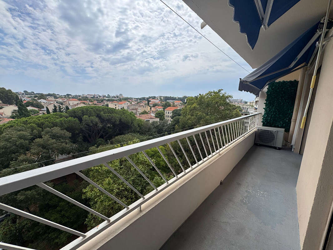 TOULON-EST (Aguillon)  Appartement T3 53 m² - photo 2
