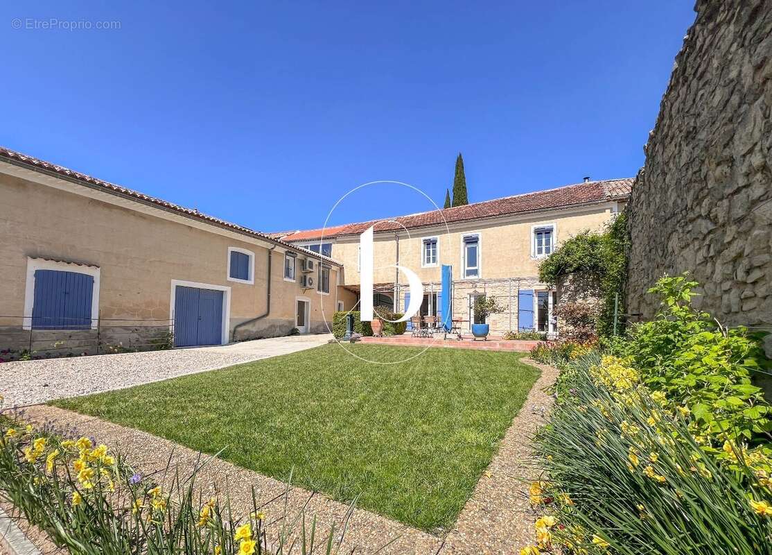 Maison à GOUDARGUES