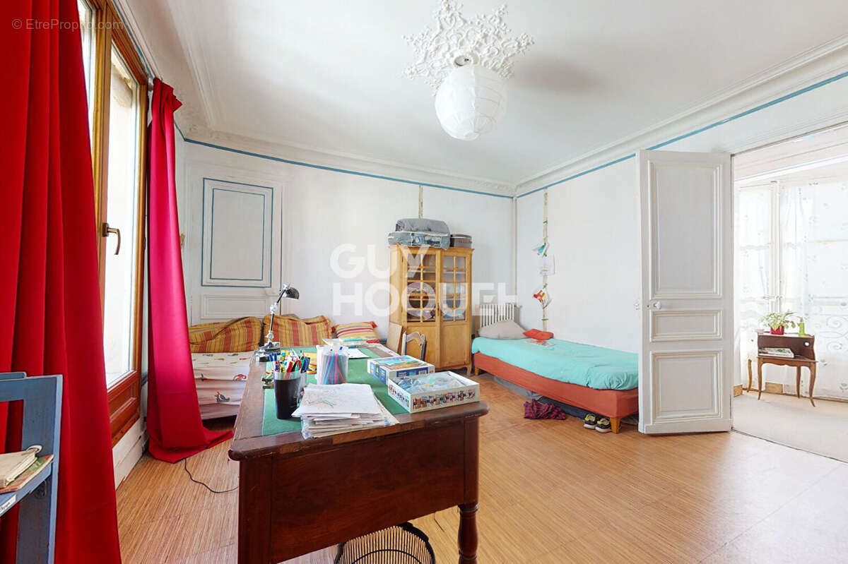 Appartement à PARIS-9E